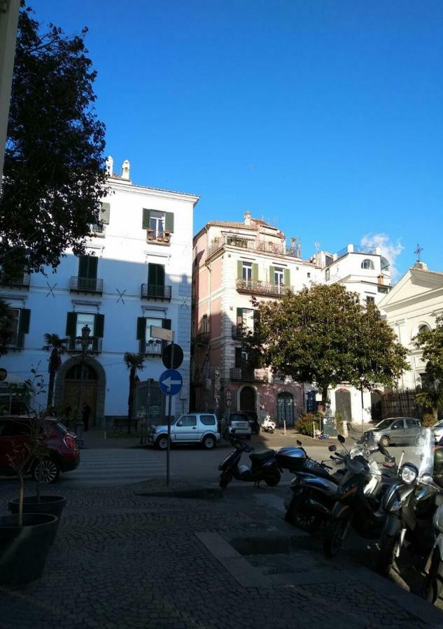Il Sorriso Acomodação com café da manhã Salerno Exterior foto